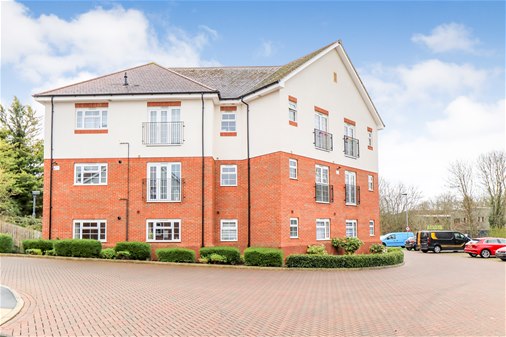 Lower Luton Road, Harpenden, AL5 5FE